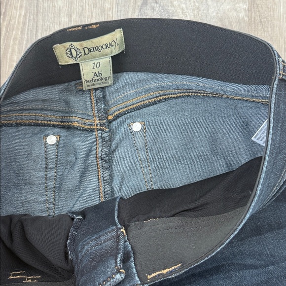 Democracy Indigo Denim Jeans - Picture 2 of 5